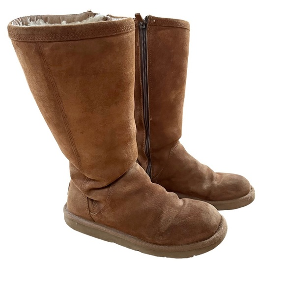 UGG | Kenly Classic Tall Shearling Sheep Skin Lined
Fur Boots Size 7 - Picture 1 of 14